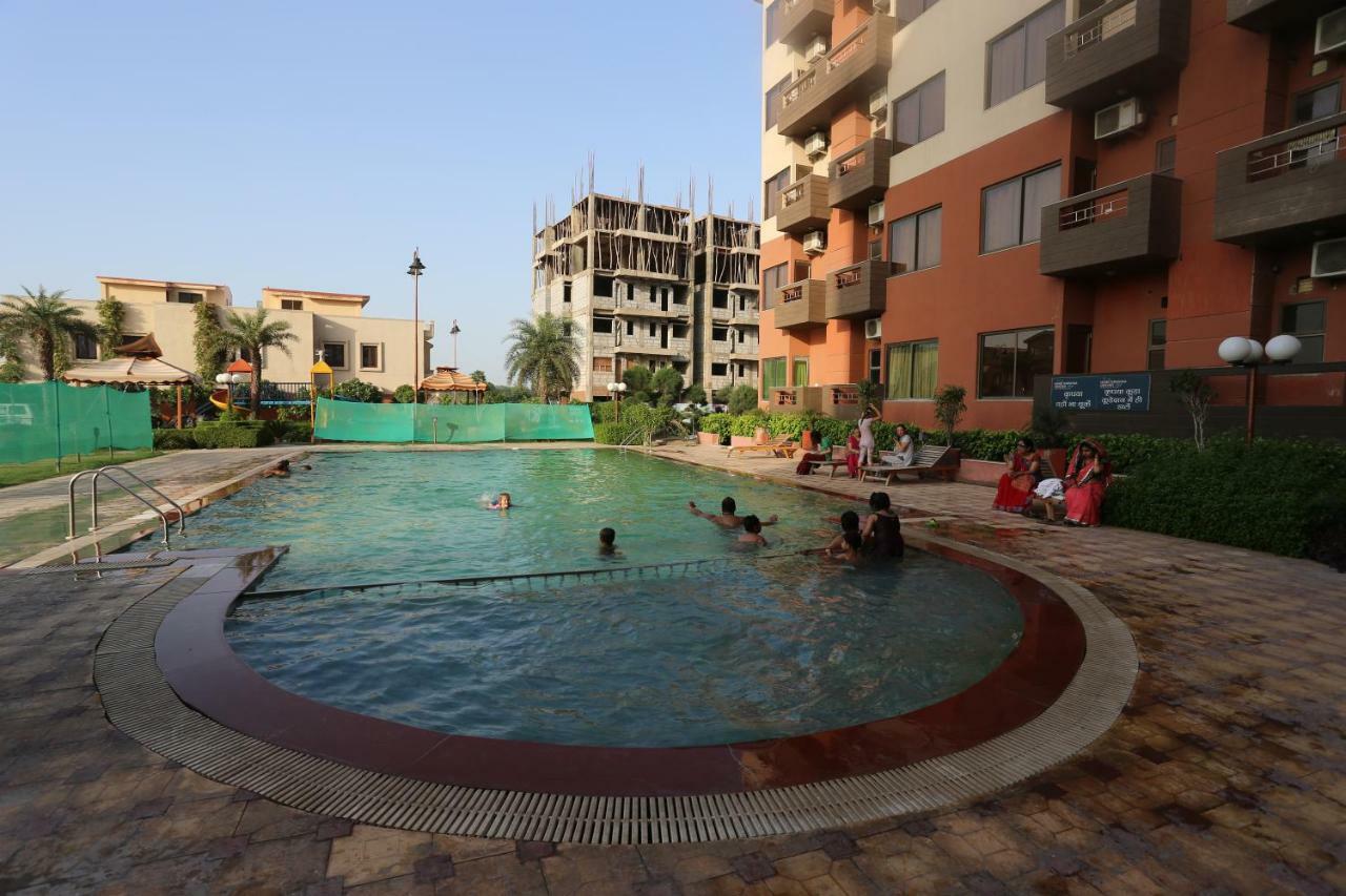 Vrindāvan Resortharekrishnaorchid מראה חיצוני תמונה